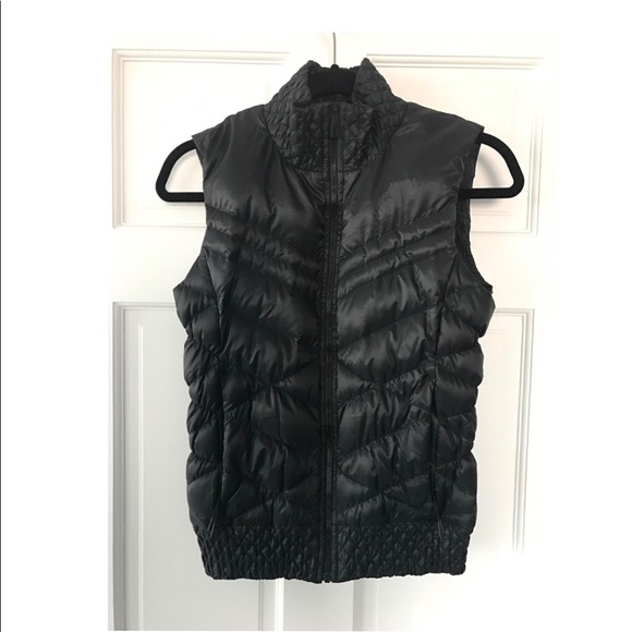 nike quilted vest